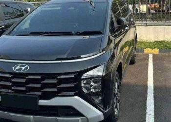 Hyundai Stargazer X về đại lý, 'tuyên chiến' Mitsubishi Xpander Cross