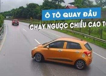 Kinh hoàng 'xe cóc' Hyundai Grand i10 đang đi bất ngờ quay đầu trên cao tốc