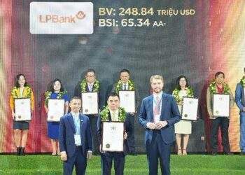 LPBank được vinh danh Top 100 thương hiệu giá trị nhất Việt Nam 2023