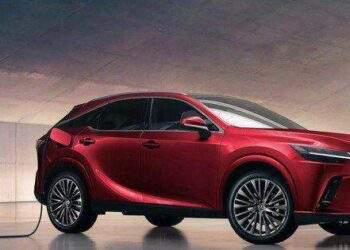 Lexus RX 450h+ 2024 thành xe điện nếu chỉ chạy trong phố