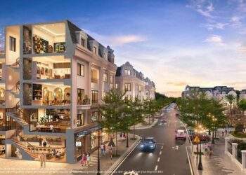 Mục sở thị công trường Vinhomes Golden Avenue tấp nập ngày đêm, hứa hẹn bàn giao sớm hơn dự kiến