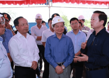 Phó Thủ tướng Trần Hồng Hà nêu 3 yêu cầu khi kiểm tra dự án cao tốc Bắc - Nam phía đông