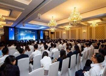 Vạn Xuân Group tổ chức hội thảo và vinh danh “The Best Salesman”