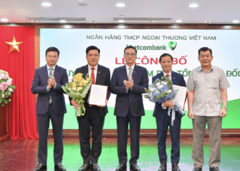 Vietcombank bổ nhiệm 2 tân phó tổng giám đốc