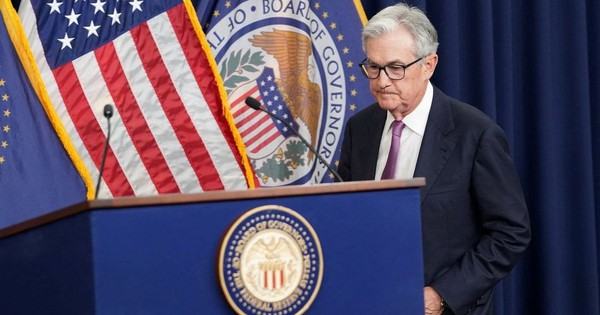Fed đang chơi trò "chờ đợi" để cố gắng tránh một cuộc suy thoái