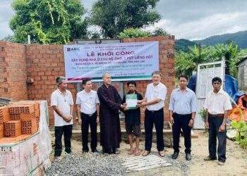 ABIC Đắk Lắk khởi công xây dựng nhà tình nghĩa tại buôn Rơ Cai A, xã Krông Nô, huyện Lắk