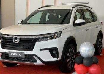 Doanh số giảm gần 50%, Honda áp dụng nhiều hình thức 'đại hạ giá' ô tô