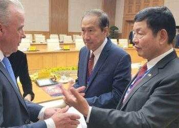 FPT công bố đầu tư vào Hoa Kỳ, phát triển nhân lực lĩnh vực AI và bán dẫn