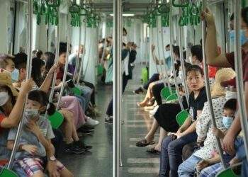 Gần 56.000 người đi tàu Cát Linh