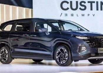 Hyundai Custin tung ra thị trường Việt Nam cạnh tranh với đối thủ nào?