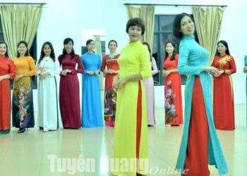 Lễ hội Áo dài Thành Tuyên một chương trình đặc sắc
