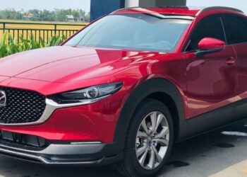 Mazda CX-30 giảm giá 'sập sàn' gần 200 triệu đồng tại Việt Nam