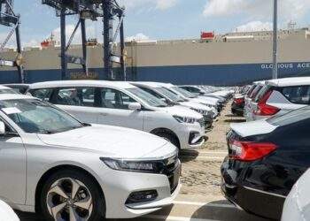 Nhập khẩu ô tô giảm mạnh, hải quan tiết lộ 3 thị trường lớn nhất