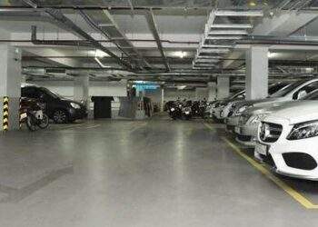 Quy định chỗ để xe ô tô của khu chung cư chưa được rõ ràng