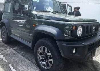 Suzuki Jimny ‘hét’ giá lên tới 900 triệu đồng, không hẹn ngày giao xe tại Việt Nam