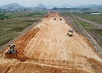 Doanh nghiệp giao thông 'ngại' làm dự án PPP vì không được chia sẻ rủi ro