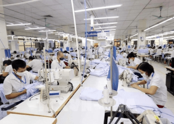 Vinatex mới đạt 40% kế hoạch lợi nhuận năm, dự báo cầu hàng dệt may 2024 vẫn thấp