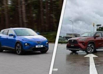Xe điện VinFast VF 6 so kè xe hybrid Toyota Yaris Cross HEV