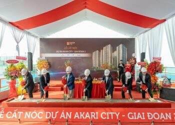 Cất nóc Akari City giai đoạn 2 đúng tiến độ
