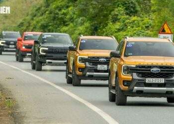 Cùng dàn xe Ford lên miền sơn cước, khám phá non nước Cao Bằng