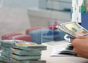 Giá USD hôm nay 18.11.2023: Giảm sâu