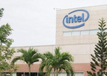 Intel bỏ kế hoạch mở rộng sản xuất chip tại Việt Nam