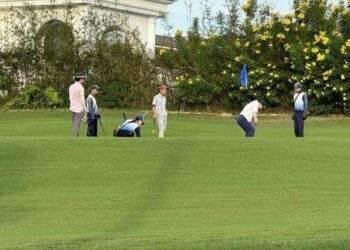 Phó Thủ tướng yêu cầu xác minh Giám đốc Sở chơi golf trong giờ làm