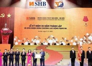 SHB nhận nhận Huân chương Lao động hạng Ba nhân kỷ niệm 30 năm thành lập