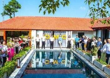 Sản phẩm chăm sóc da cao cấp được chiết xuất từ thảo dược quý