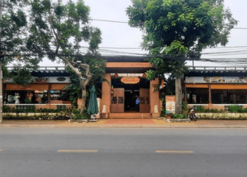 TP HCM: Nhiều sai phạm xây dựng ở khu nhà giàu Thảo Điền - Ảnh 3.