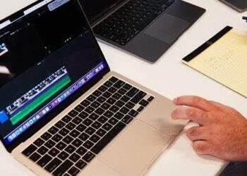 Tại sao MacBook Air vẫn 'mắc kẹt' với chip M2?