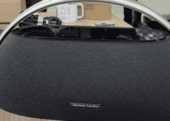Trải nghiệm loa di động Harman Kardon Go + Play 3