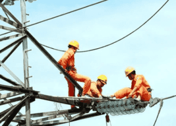2 dự án hơn 10.110 tỉ đồng truyền tải điện từ miền Trung ra miền Bắc