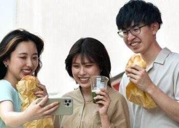 Gen Z và xu hướng ‘sống’ trực tuyến