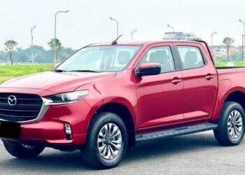 Mazda BT-50 giảm còn 529 triệu đồng, ngang giá Toyota Vios