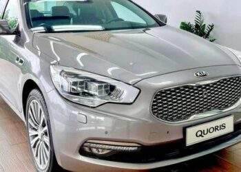 Có nên mua Kia Quoris 'tồn kho' 7 năm tại Việt Nam?