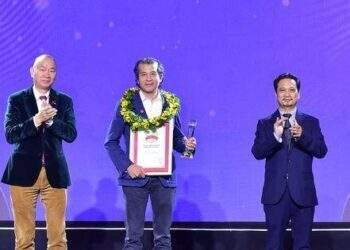 Công ty CP Phân bón Bình Điền tiếp tục được vinh danh là một trong 50 doanh nghiệp xuất sắc nhất Việt Nam