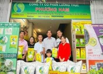 Cửa hàng uỷ quyền chính hãng gạo ST25 Ông Cua tại TP.HCM
