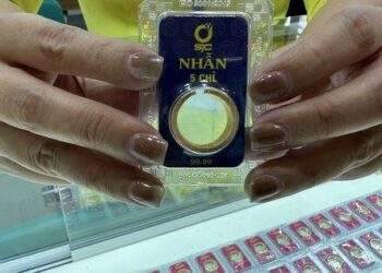 Giá vàng nhẫn tăng cao chờ ngày Thần tài