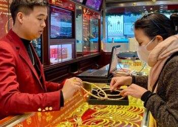 Lập sàn giao dịch, 'hút' hàng trăm tấn vàng trong dân?