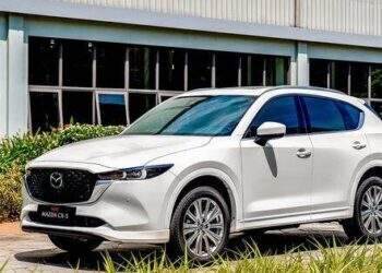 Mazda CX-5 áp đảo, người Việt chuộng xe đẹp giá rẻ?