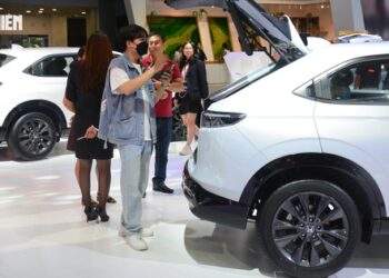 Miền Bắc chuộng sedan, crossover, miền Nam thích xe 7 chỗ