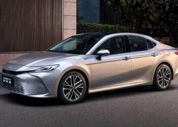 Toyota Camry 2024 nâng cấp thêm đồ 'xịn', giá gần 600 triệu đồng