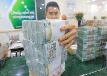 Vì sao USD liên tục tăng giá?