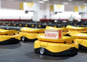 Việt Nam đưa robot tự hành vào chia chọn hàng hóa, công suất 1,4 triệu bưu phẩm/ngày