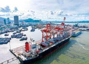Xóa nợ vay và cơ cấu nợ với ngân hàng, Vinalines lãi ròng đột biến trong quý 4