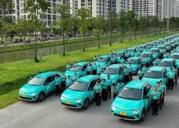 Các hãng taxi dự kiến xe điện sẽ giúp tiết kiệm hàng tỷ đồng