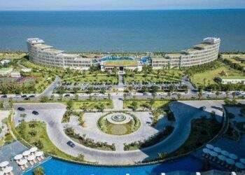 Chậm nộp phạt, FLC Sầm Sơn bị cưỡng chế khấu trừ tài khoản hơn 200 triệu đồng
