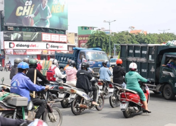 Tháo dỡ vòng xoay giao lộ Phạm Văn Đồng - Lê Quang Định trong tháng 3