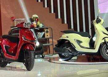 Vừa tung ra đã hút khách mua, Honda Stylo 160 'phả hơi nóng' vào Yamaha Grande